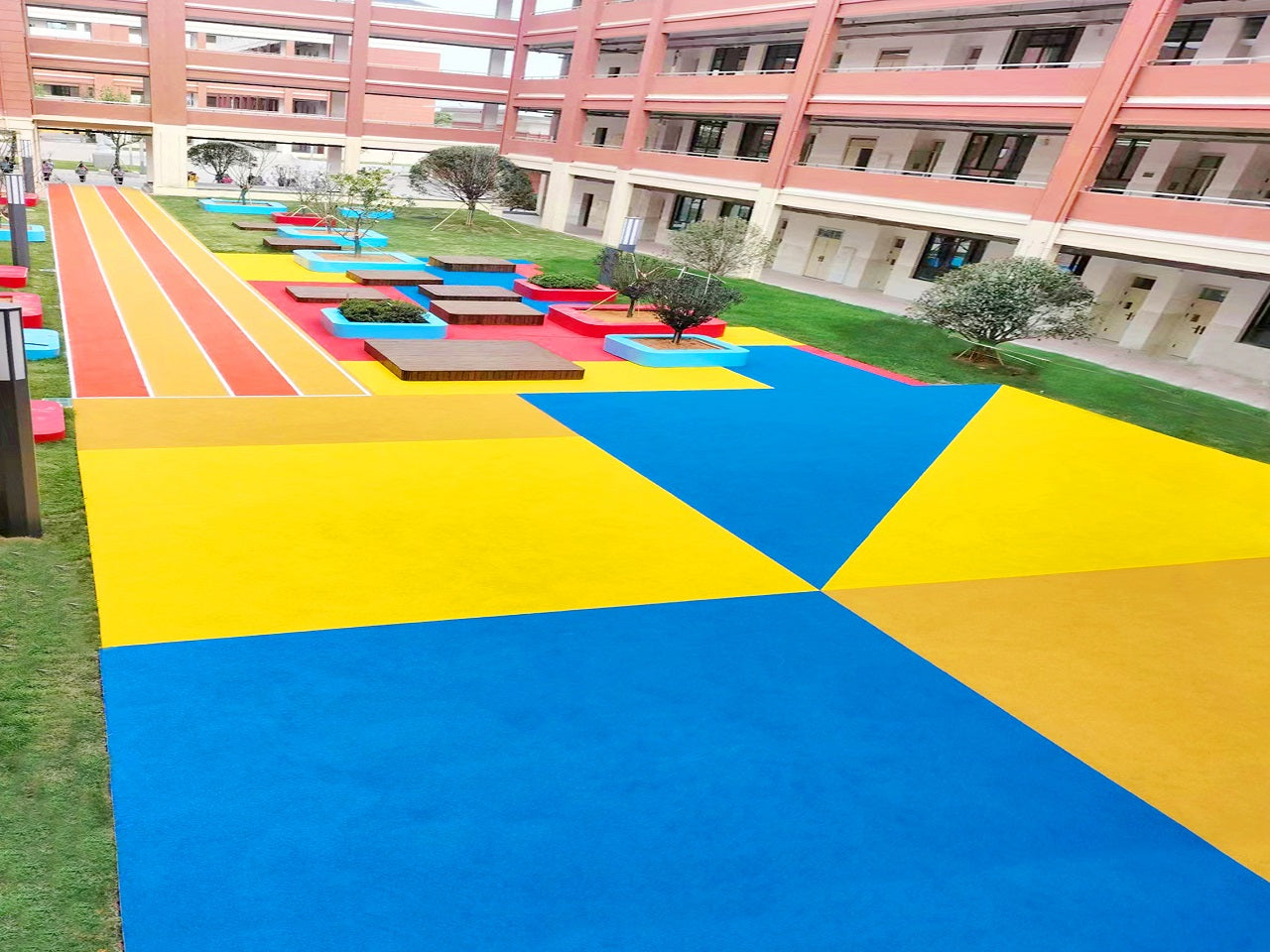 EPDM Rubber Granules – Colored Flooring & Infill Particles for Running Track, Football Field & Playground Use